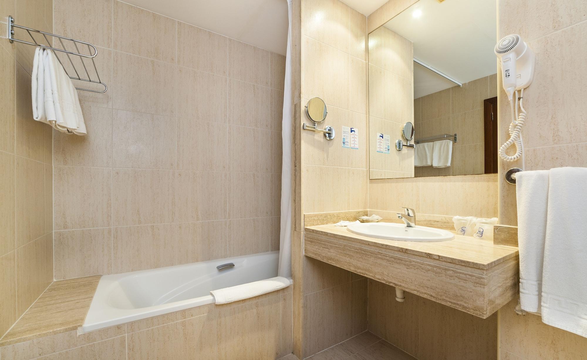 Garbi Hotel