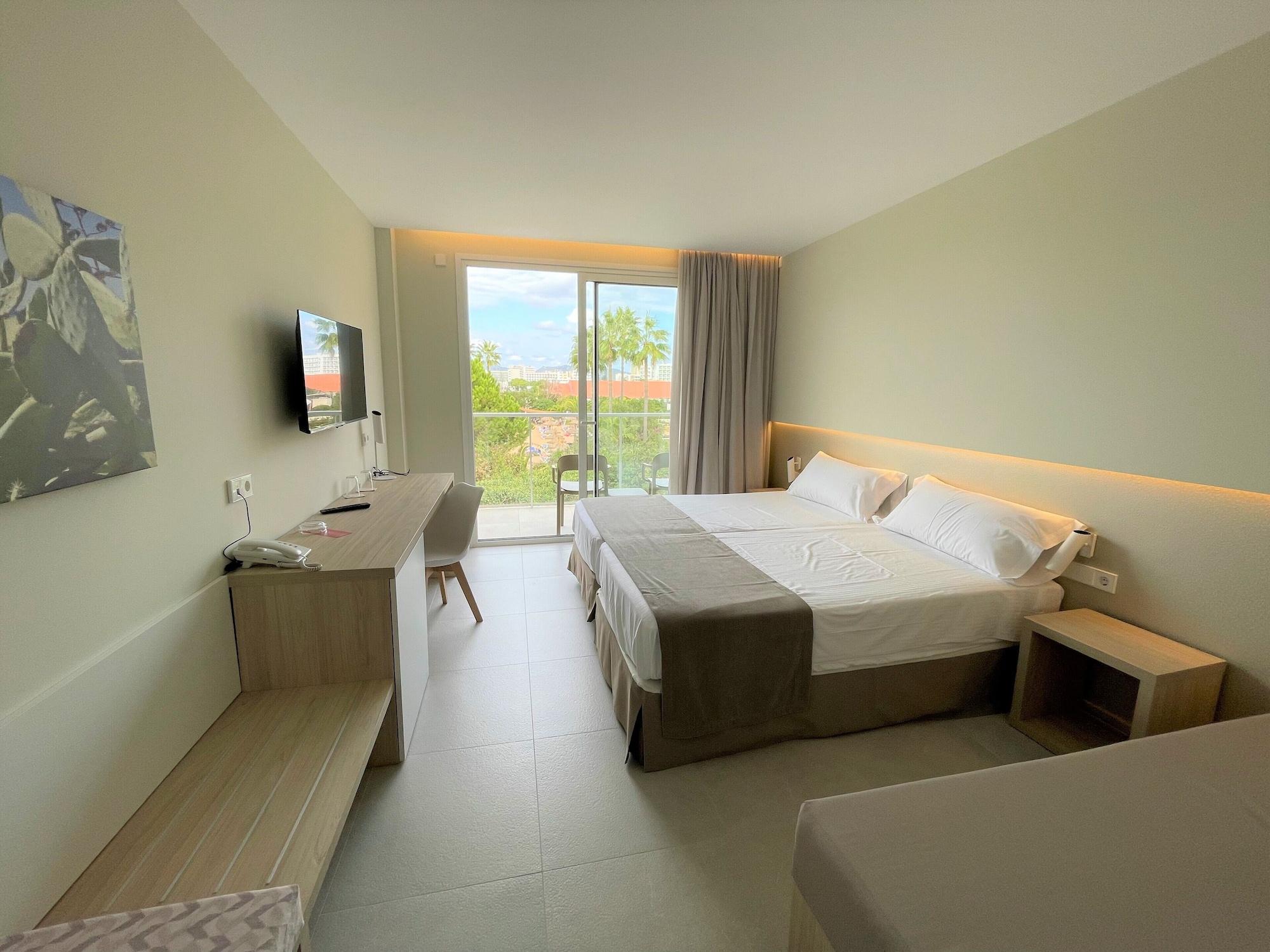 Garbi Hotel 4*